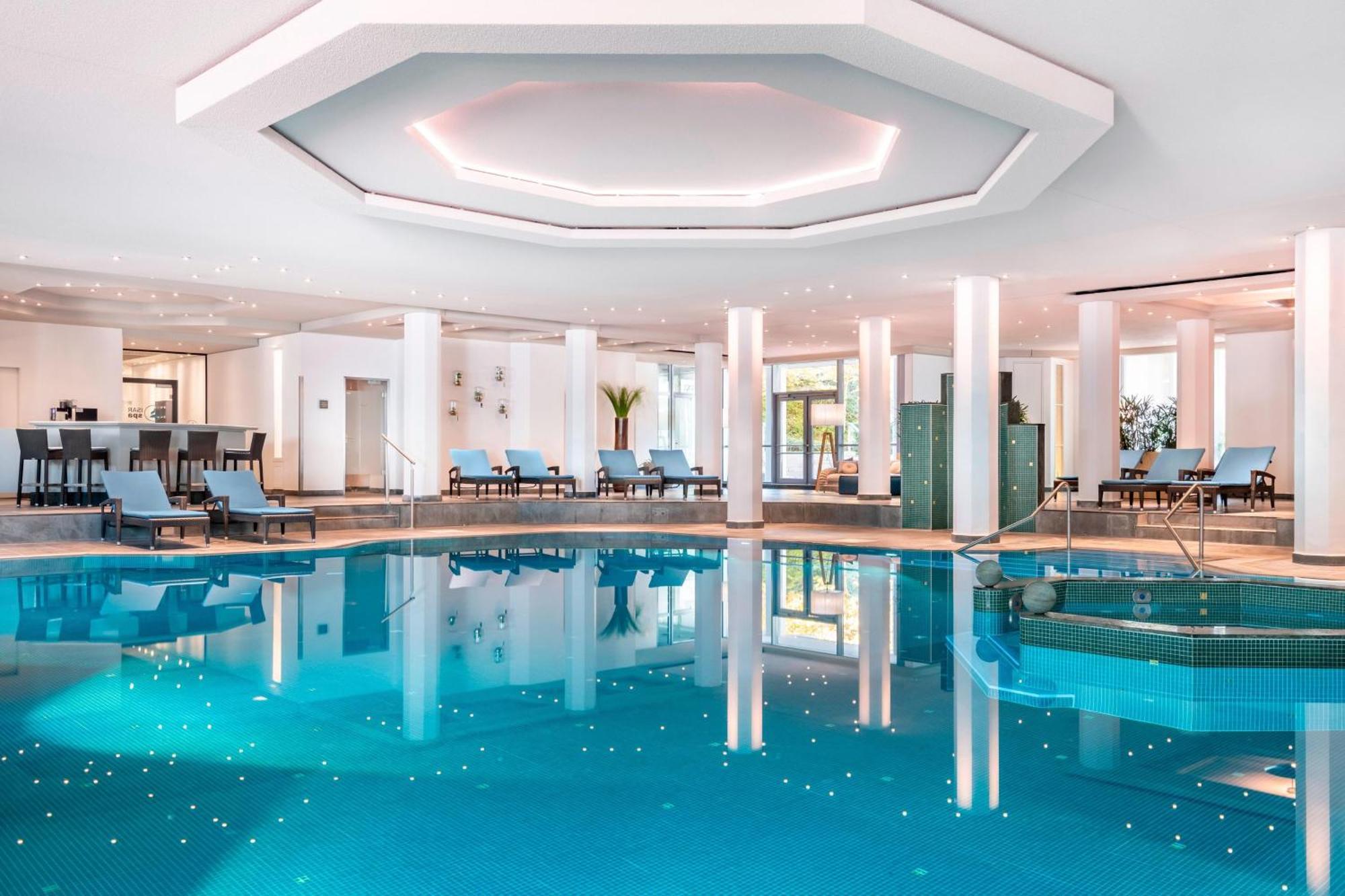 The Westin Grand Munich Hotel Ngoại thất bức ảnh The pool at the Hotel de la Paix