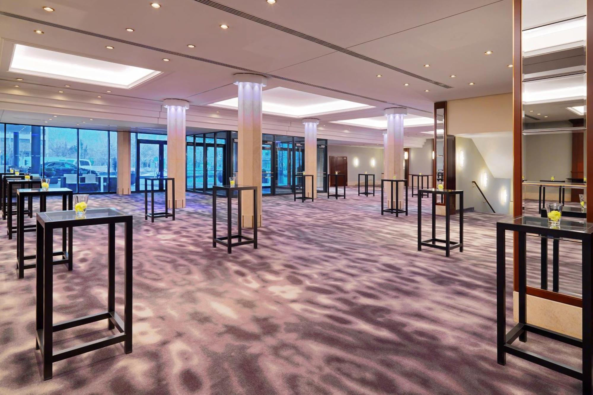 The Westin Grand Munich Hotel Ngoại thất bức ảnh The Westin Palace, Brussels